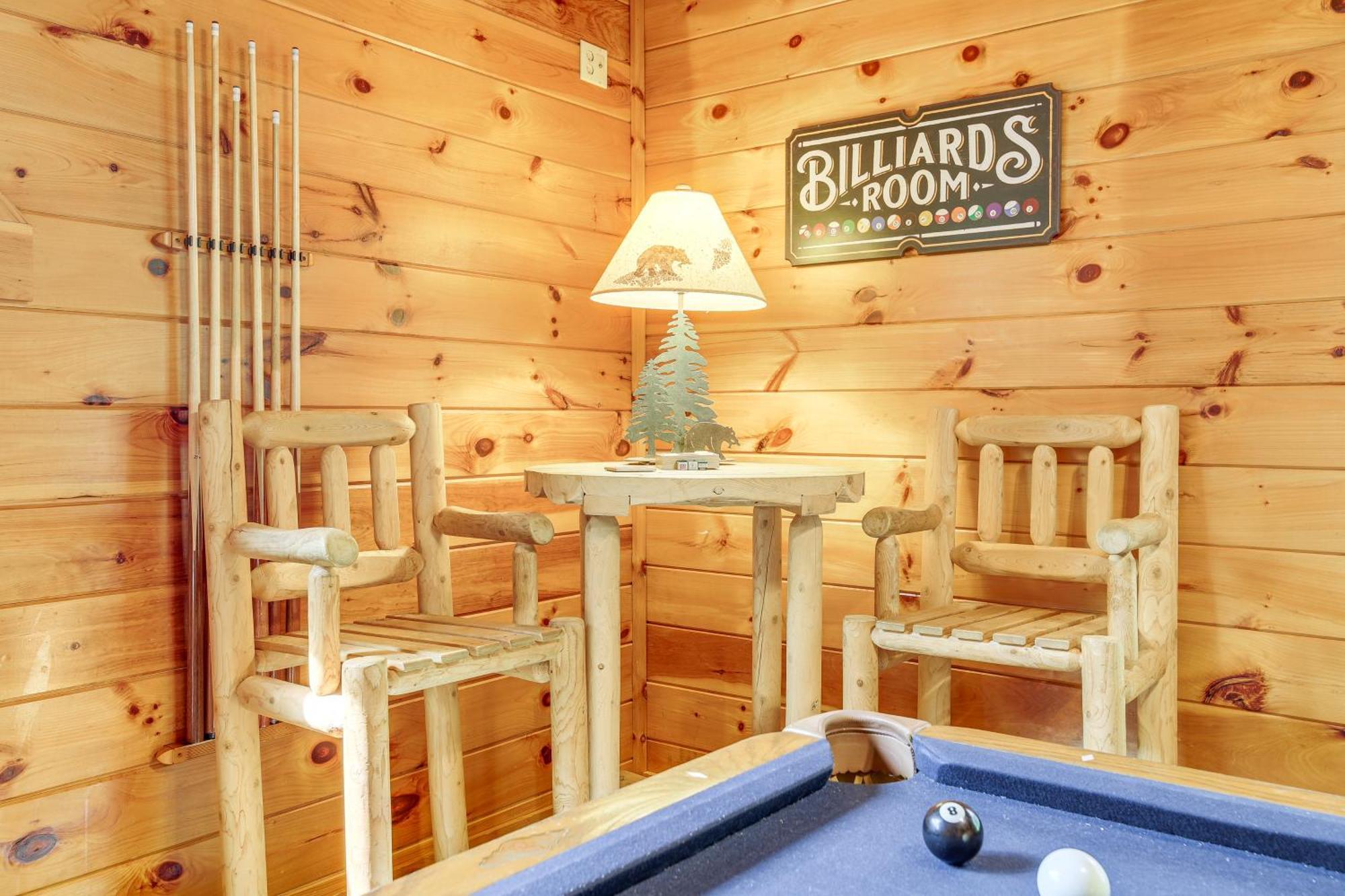 Pigeon Forge Cabin Premier Location And Hot Tub Exterior photo